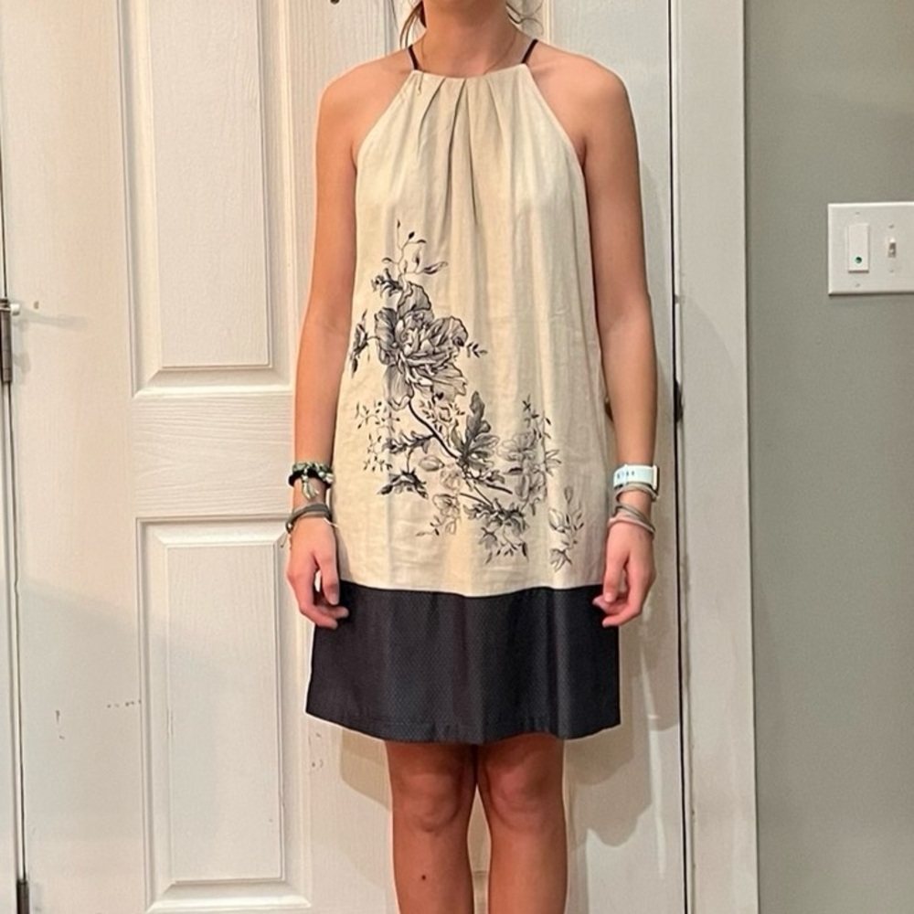LOFT outlet Tan and navy sleeveless sundress. Size 2